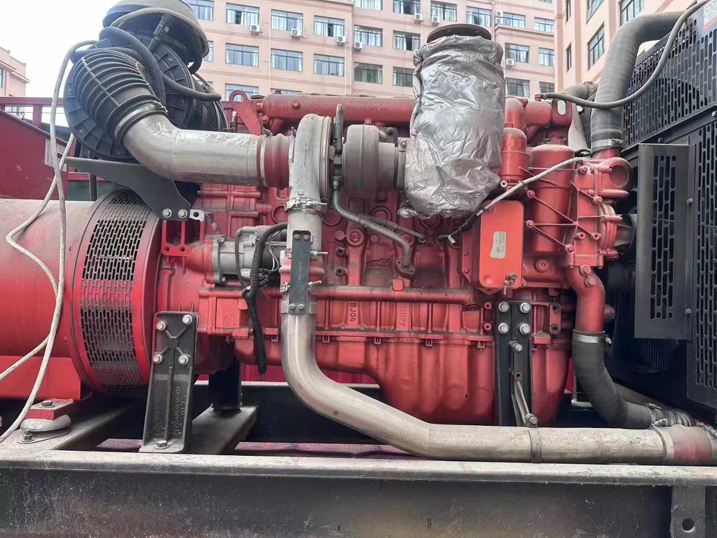 谢通门如何选择适合 600kW 柴油发电机组的过载保护器？