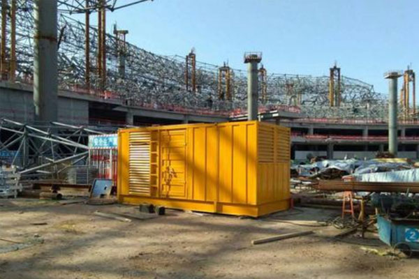 谢通门发电机出租如何判断空气滤清器是否需要更换？